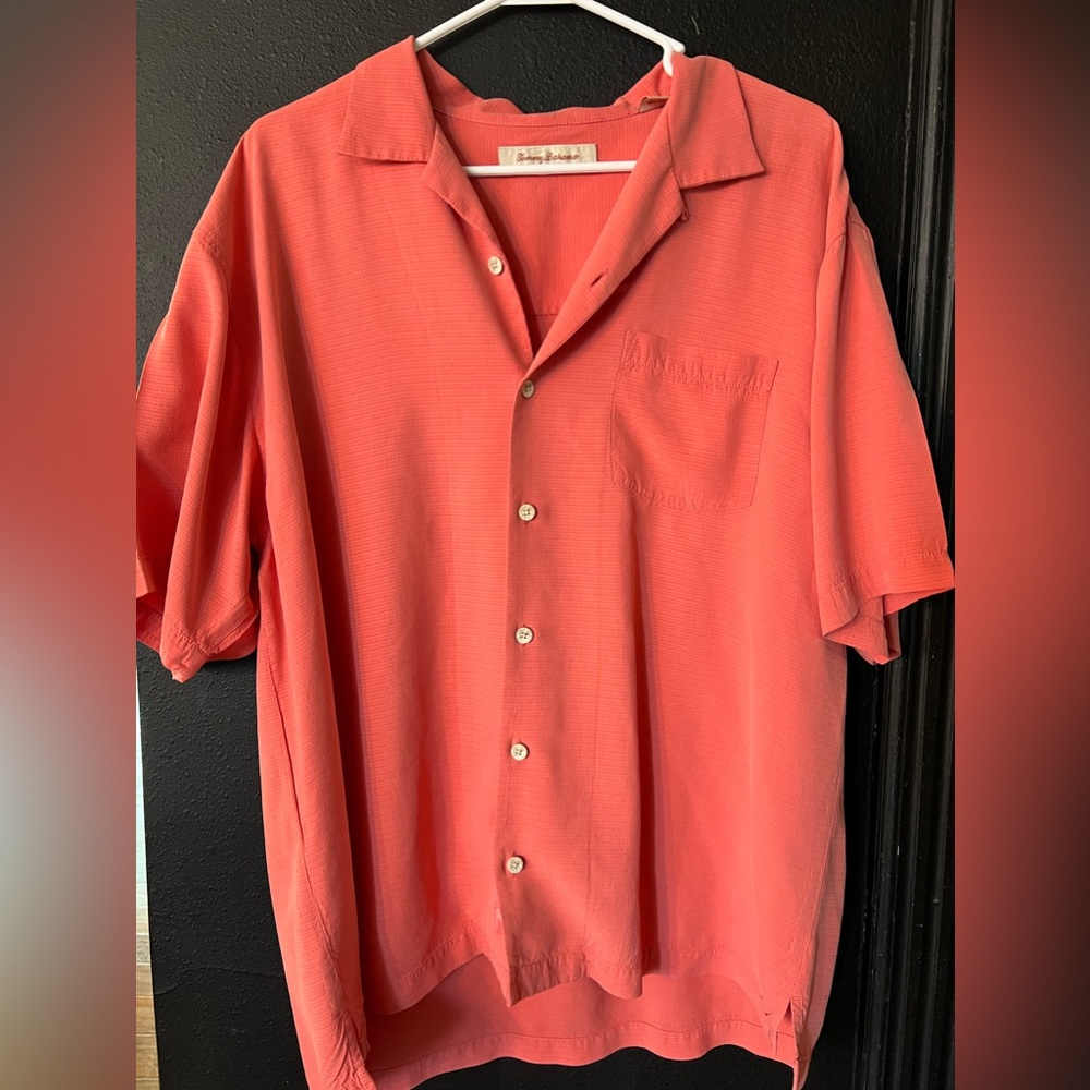 Tommy Bahama 100% Silk Button Down